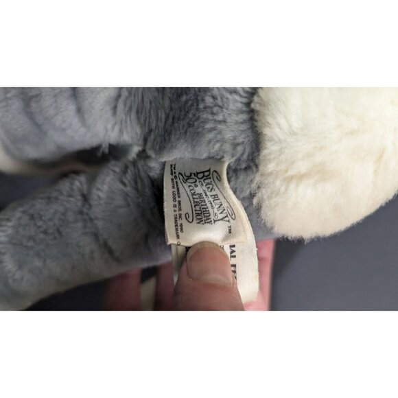 Bugs Bunny Plush 50th Birthday 24K Special Effects 1990 Excellent Condition 18" - Picture 7 of 8